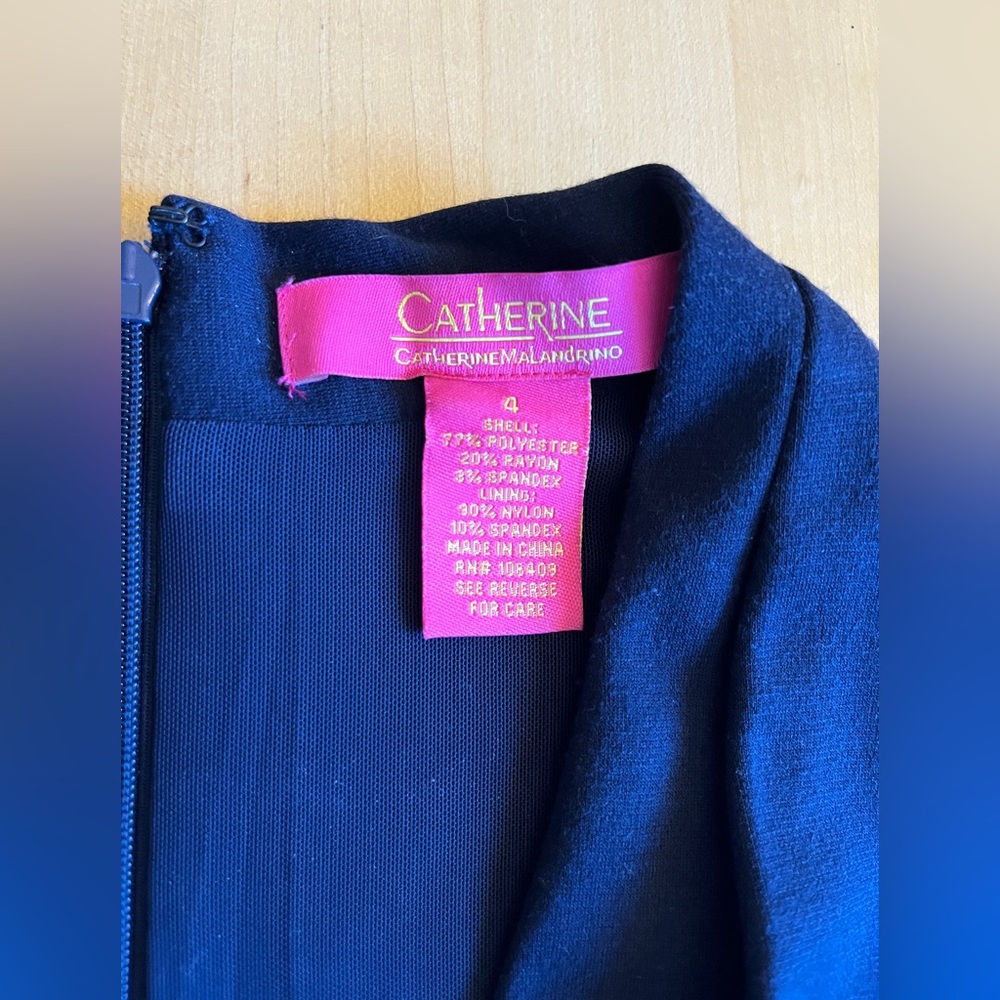 Catherine Malandrino Dale Dress Navy Blue Soft Stretch Knit Size 4 Career *EUC - Picture 5 of 8
